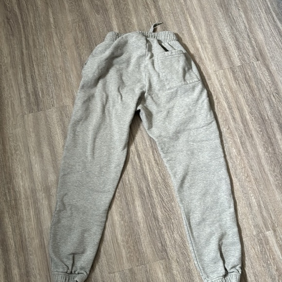 NWT KNIGHT SWIM CLUB SWEAT PANTS IN SIZE SMALL - Picture 2 of 8